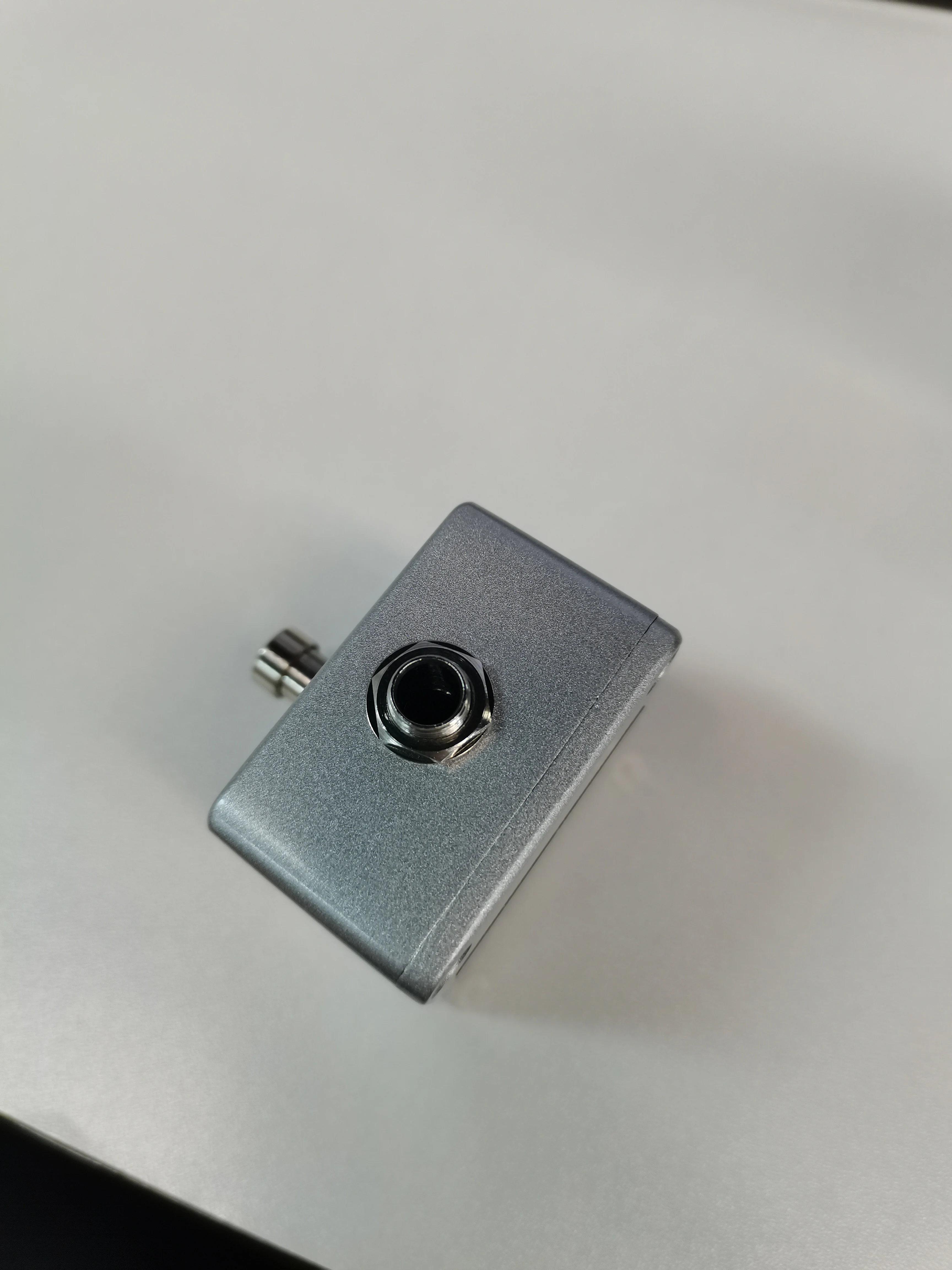 Sa6a3efcadac3486b98a3e5bdd4a21f30T MOSKYAUDIO ギター アンプ フットスイッチ チャンネル切替 メモリ ラッチ