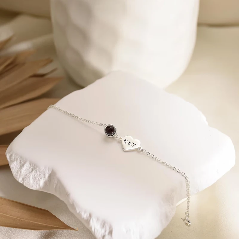 Bracelet de Projection personnalisé avec Photo et nom pour femmes, Bracelet avec image en cœur gravé, bijoux commémoratifs pour meilleur ami, cadeau 4 Bracelet de Projection personnalisé avec Photo et nom pour femmes, Bracelet avec image en cœur gravé, bijoux commémoratifs pour meilleur ami, cadeau 4