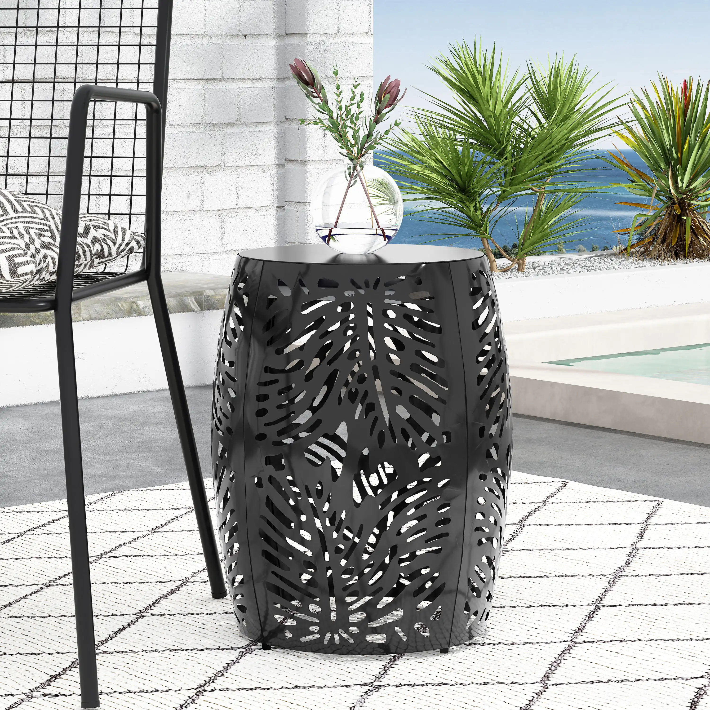 

Luxurious Refined Fashionable and Elegant Metal Outdoor Side Table Black