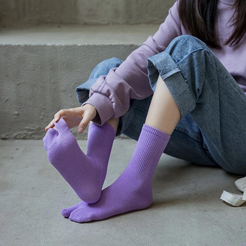 Рисунок 6 - Хлопковые носки с разрезом для женщин и мужчин