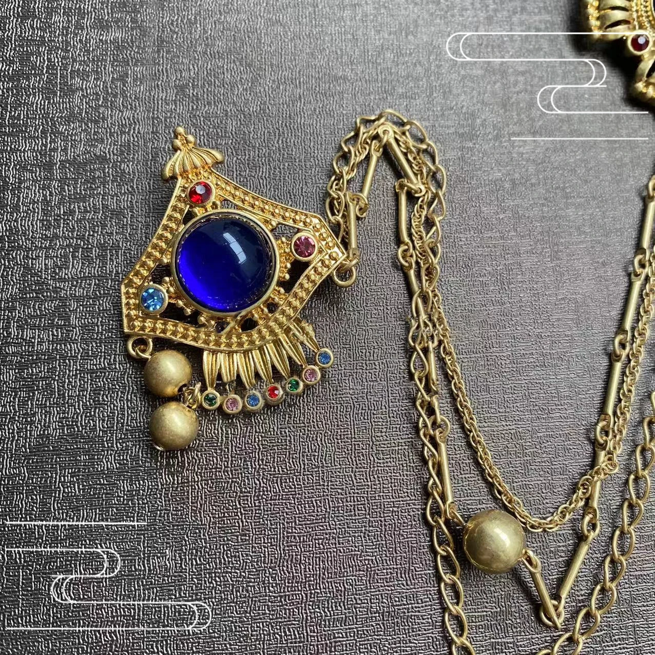 Vintage chain court brooch simple shirt collar pin Byzantium brooch for men and women