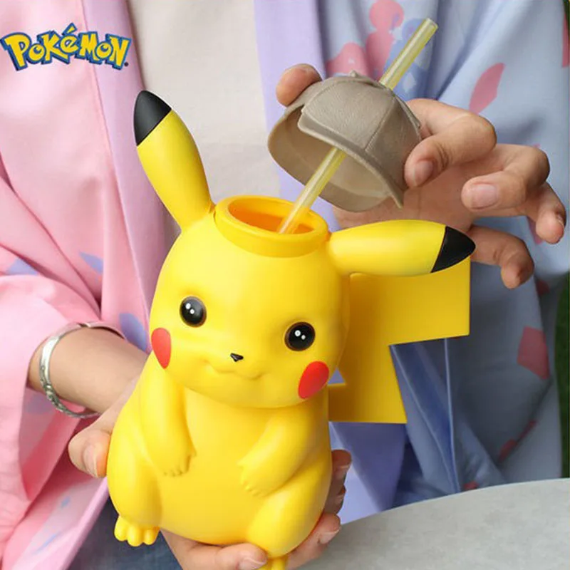 Gobelet à eau Pokémon Pikachu, tasse à paille Anime, poignées ective,  jouets Cosplay, figurine de film, jouet d'extérieur pour amis, cadeau  d'anniversaire - AliExpress