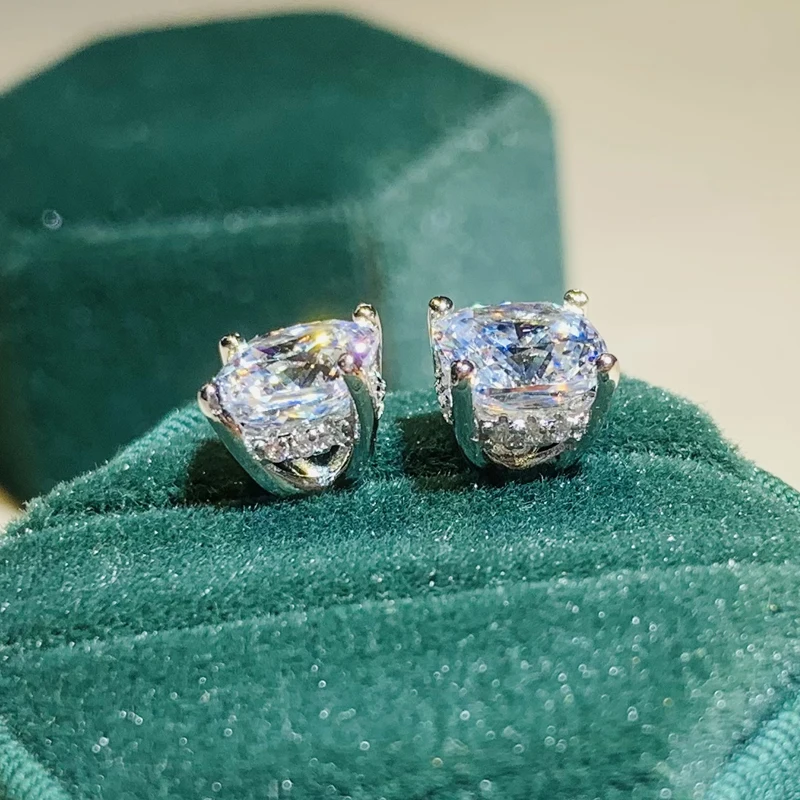 Women's Crystal Cubic Zirconia Stud Earrings Fashion Versatile Female Everyday Earrings Temperament Jewelry
