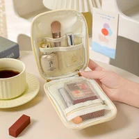 Portable Makeup Pouch for Touch-Ups, Mini Lipstick Cosmetics Storage Bag, Large Capacity Multifunctional Organizer, Toiletry Bag 1