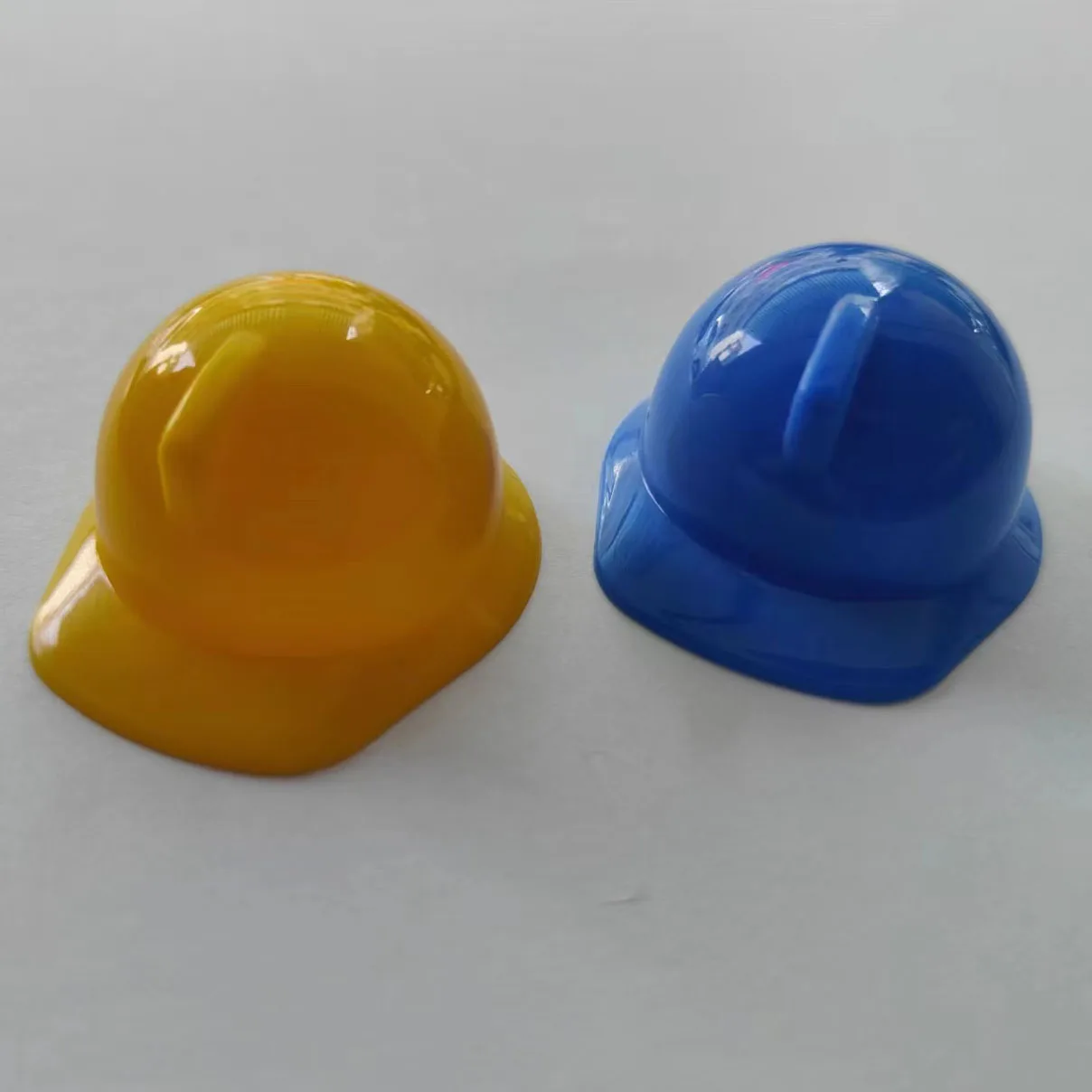 Doll Accessory Plastic Mini Hat for Wine Bottle Dustproof Bottle Cap Mix Colours 10pcs/set