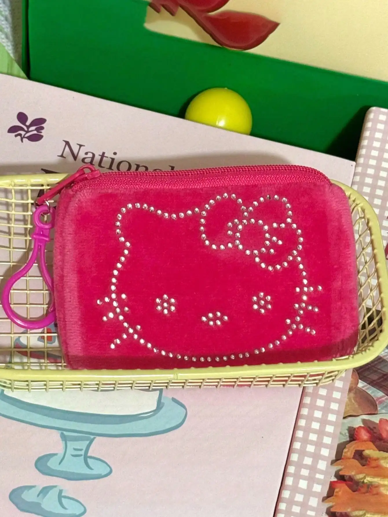 1pc Hello Cute Kitty Sweet Cool plush coin purse, portable card bag for storing earphones, coin purse storage bag