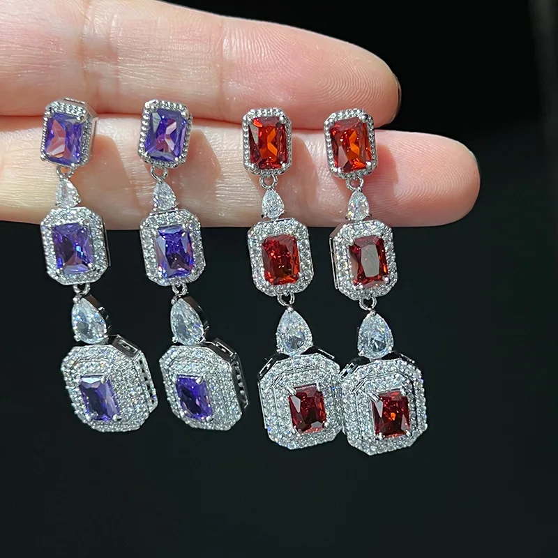 

2023 Women Vintage geometric square studded diamond earrings