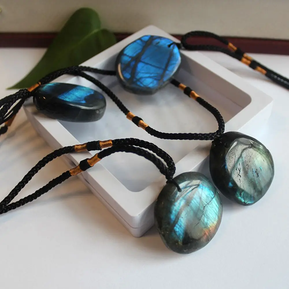 1Pc Natural Labradorite Pendant Necklaces Random Shaped Energy Stone Women Men Healing Buddha Lucky Necklace Moonstone