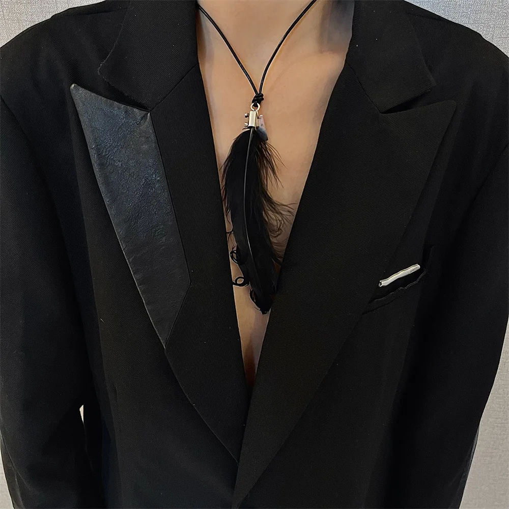 Handmade feather design retro necklace