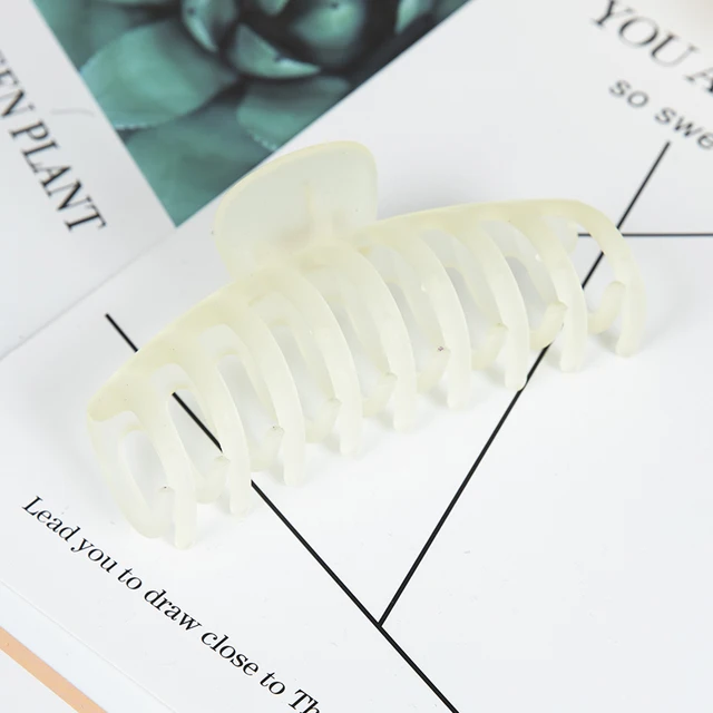 Hot Sale Solid Color Claw Clip Large Barrette Crab Hair Claws Bath Clip Ponytail Clip For Women Girls Hair Accessories Gifts X7-8-11cm