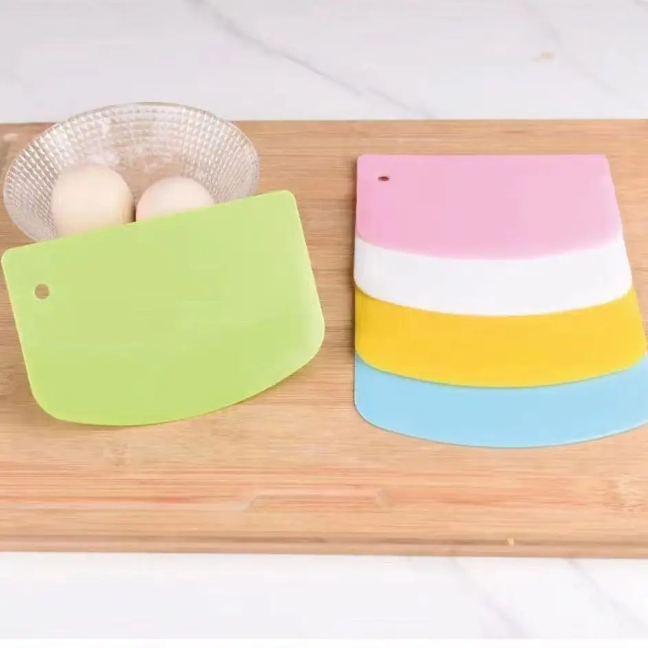 Dough Scraper Bowl Scraper Food-safe Plastic Dough Cutter Flexible Bench for Bread Cake Fondant Icing