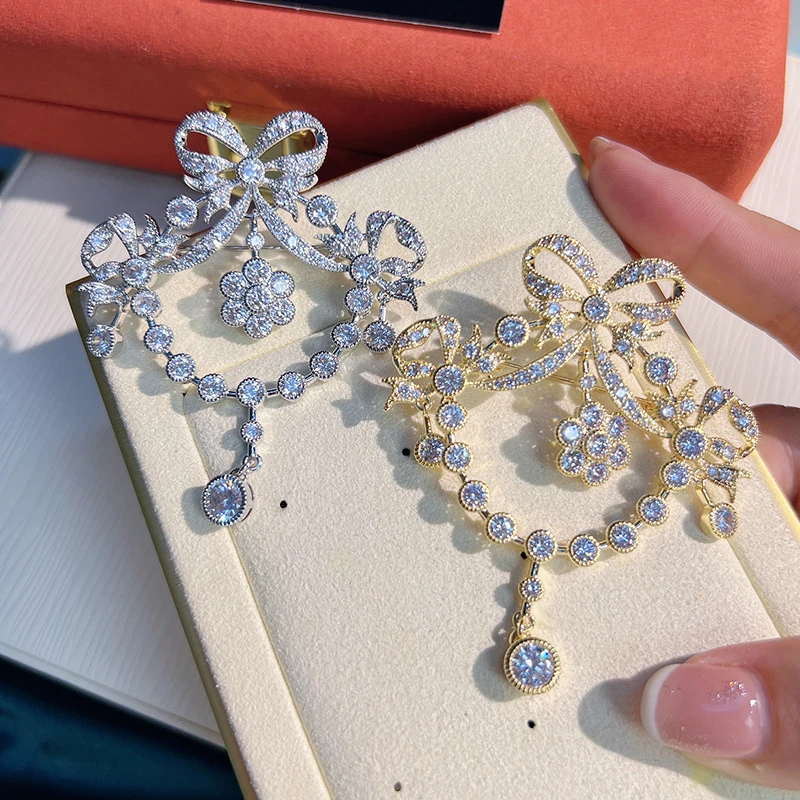 High-grade Female Broche Exquisite Palace Tassels Pearl Brooches Luxury Zircon Flower Dress Coat Accessories Winter New Pins