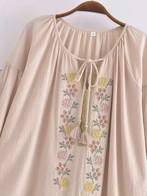 Floral embroidery tassel blouse  Women shirts blouse, Boho long