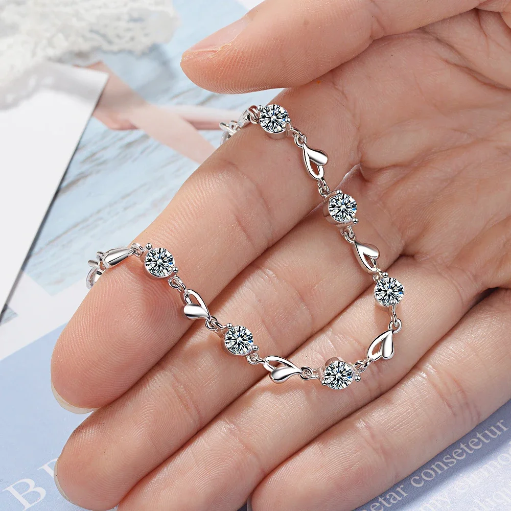 

Noble 925 Sterling Silver Zircon Heart Shaped Bracelets Crystals for Women Valentines Gift Wedding Party Cute Jewelry