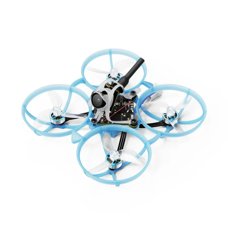 Récepteur RC Champion 8B1C 2.4GHz installé dans une voiture RC, câbles branchés
