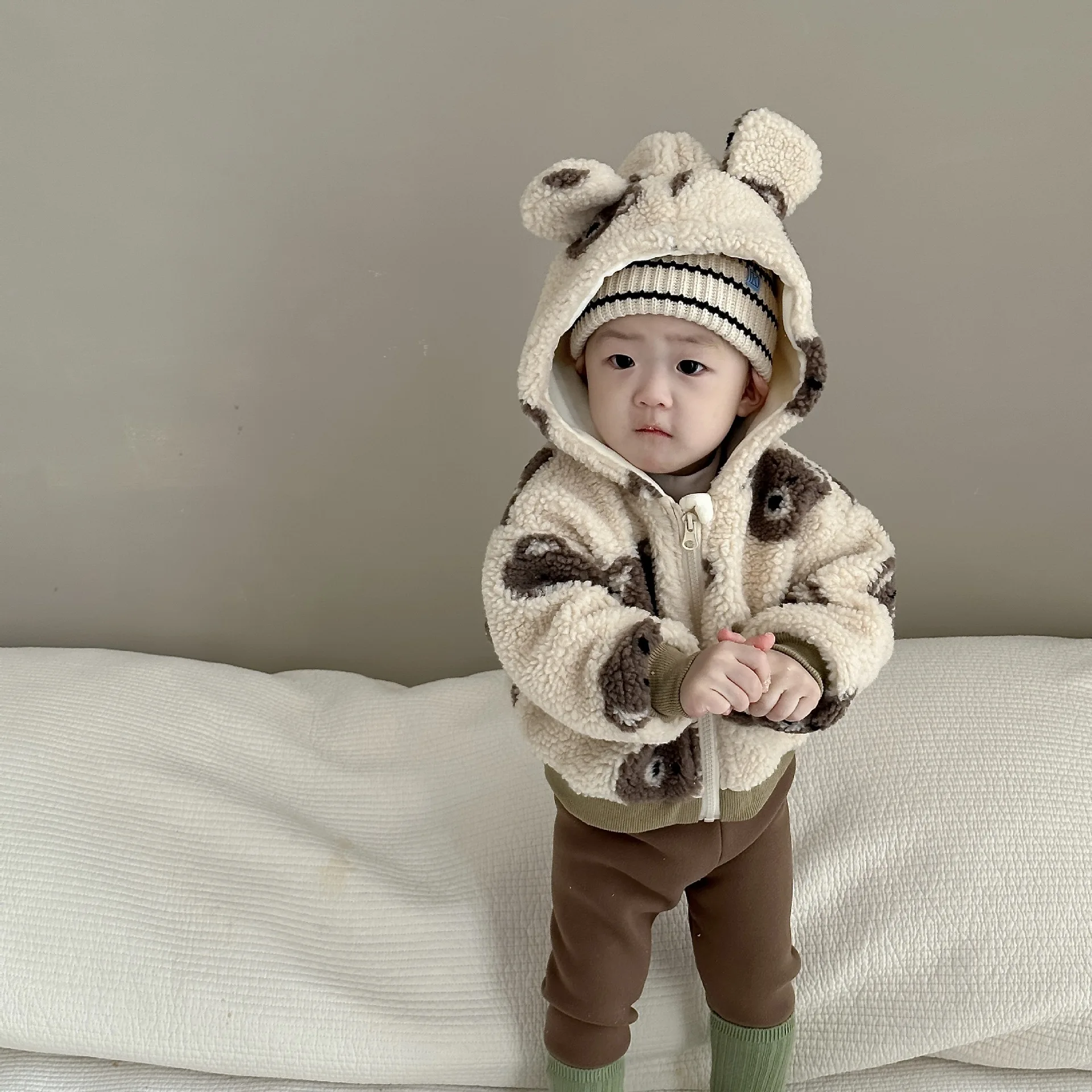 Winter New Baby Cute Bear Print Plush Coat Plus Velvet Thick Infant Boy Girl Warm Hooded Zipper Jacket Toddler Clothes