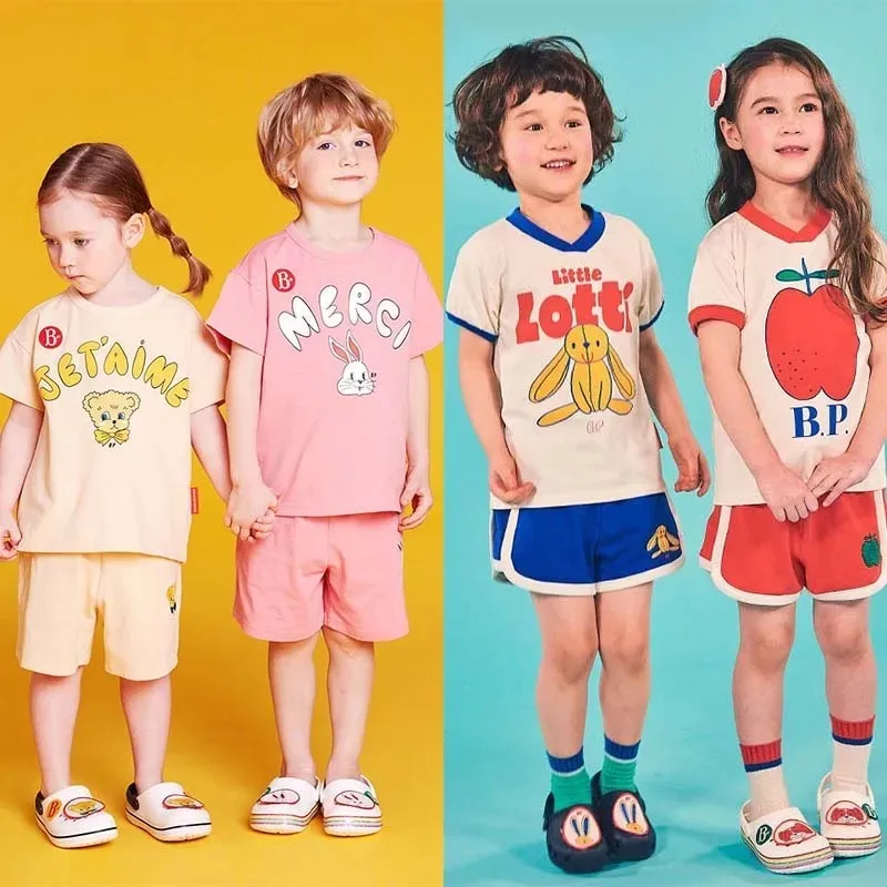 Obleků pro děti 2024 léto korejské BEBE řada chlapci a dívčí čistý bavlna ležérní obleků roztomilá děťátko oblečení