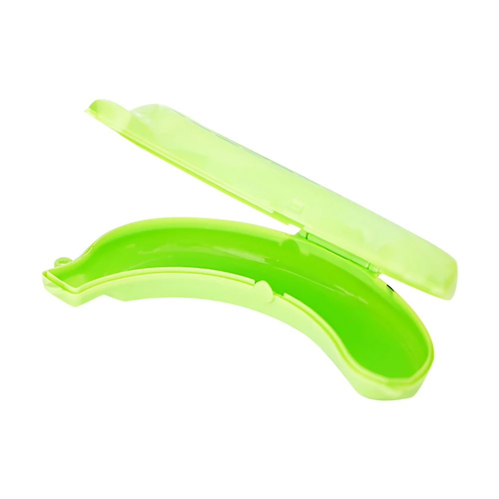 1PC Portable Banana Shape Banana Protective Case Creative Plastic Banana Fruit Storage Case for Travel Outdoor 4