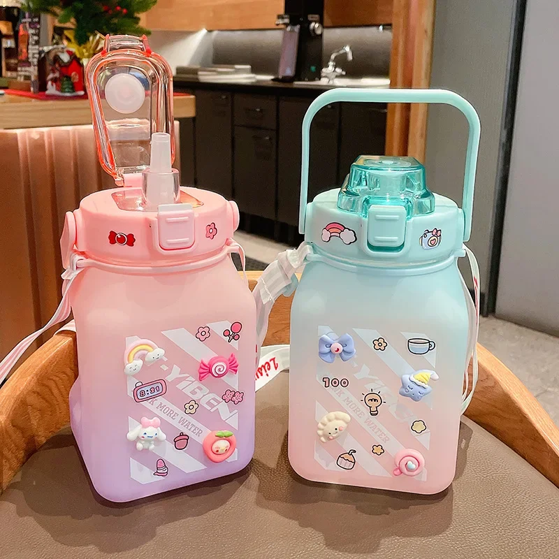 

1500ml Portable Food Grade Plastic Water Bottle
