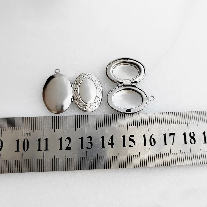 Wholesale 20pc/lot DIY New Oval Ruyi Stainless Steel Color Charms Locket Pendant Jewelry Making Family Memories Festival Gift 4