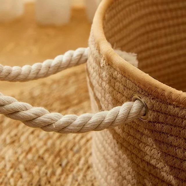 Japanese Pet Cat Bed Oval Shape Hand Woven Rattan Cat Beds Summer Cooling Kitten Basket Cotton Rope Cat Scratching Baskets 5
