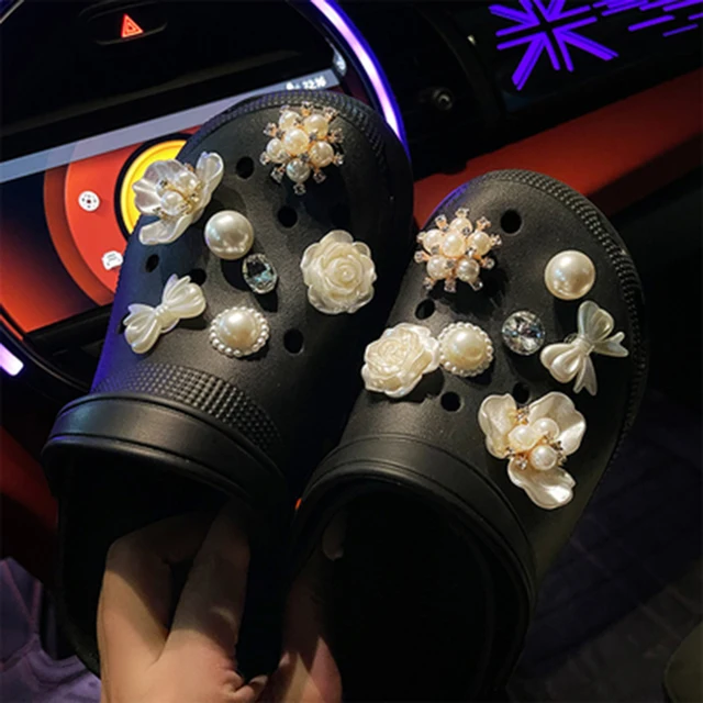 Trendy Rhinestone Croc Charms Designer DIY Quality Women Shoes Charms for JIBS Anime Chain Clogs Buckle Kids boys girls Gifts style 27 ( 14pcs )