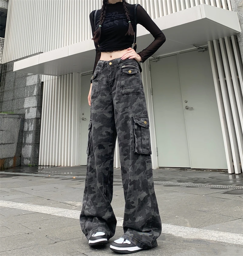 Camouflage Cargo Pants Women Y2K Streetwear Low Rise Jeans Retro Wide Leg Trousers Denim Straight Trousers Harajuku y2k flare jeans women korean 2023 new slimming high rise versatile stretch high waist horseshoe pants retro blue trousers