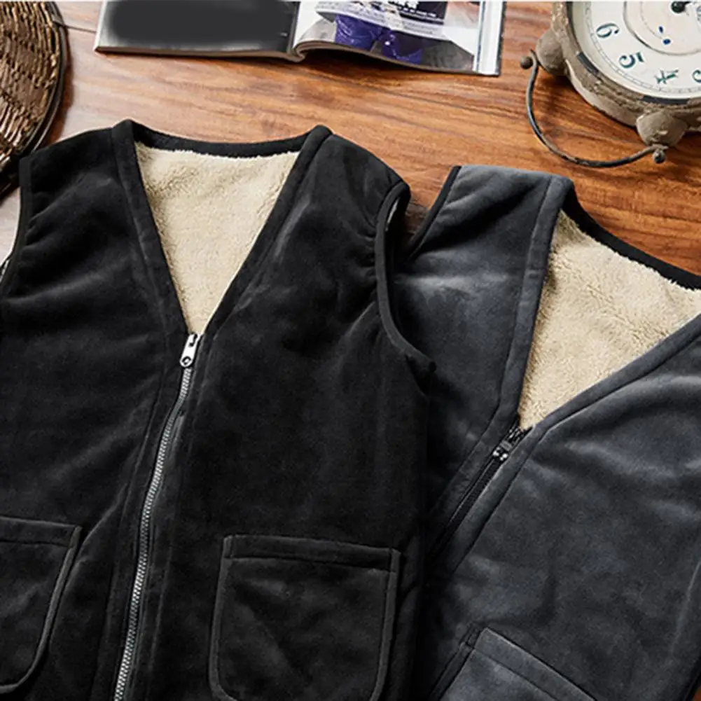 

Cozy Men Waistcoat Mid-aged Father Jacket Waistcoat with Plush Lining V Neck Zipper Closure Stylish Winter Vest with for Men