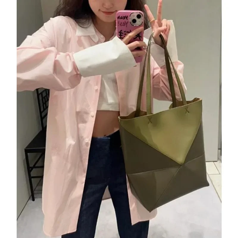 

Women's Genuine Leather Handbag, Foldable Shopping Bag, Large Capacity Shoulder Bag, Fashionable Two-layer Cow Leather, New