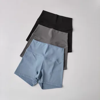 Women’s Fitness Yoga Shorts 1