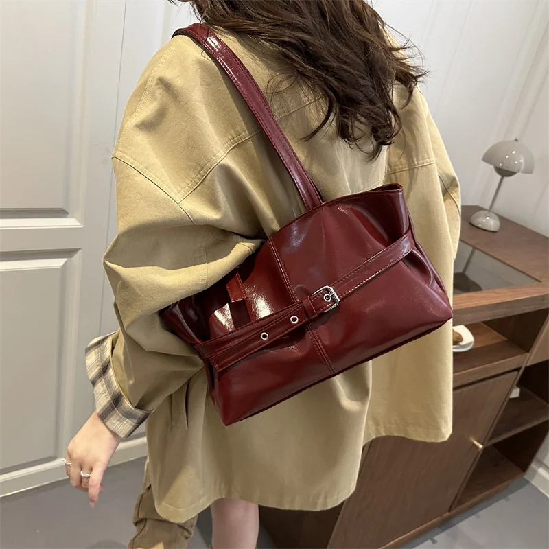 New Fashionable Versatile Belt Buckle Handbag Korean Style Solid Color Soft Leather Women’s Casual Shoulder Bag Underarm Bag