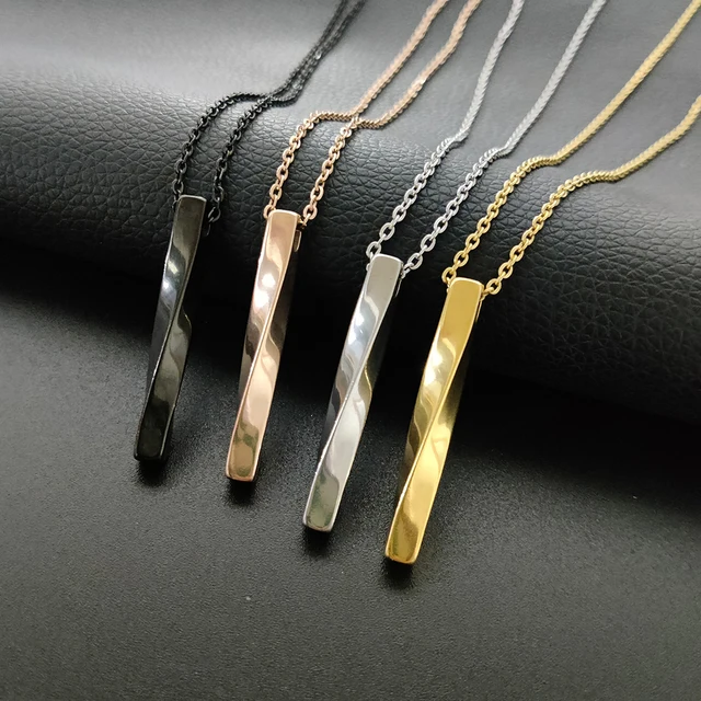 2022 Black Rectangle Pendant Necklace: A Trendy Fashion Jewelry Gift