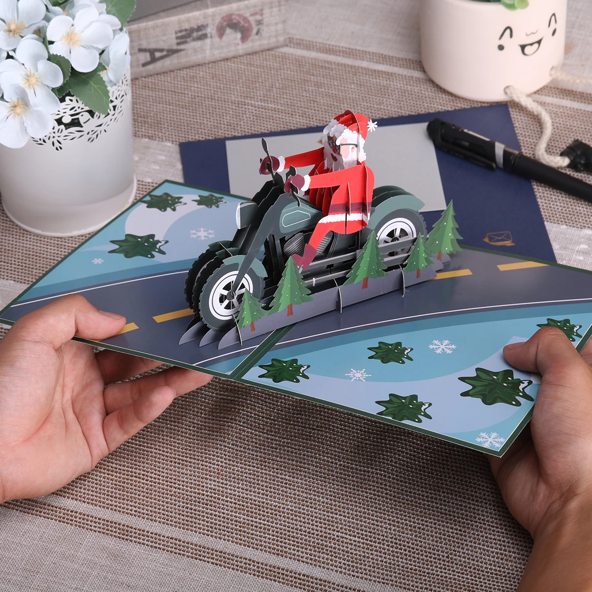 

3D Santa Christmas Gift Pop Up Card Xmas Greeting Cards for Winter Holiday New Year