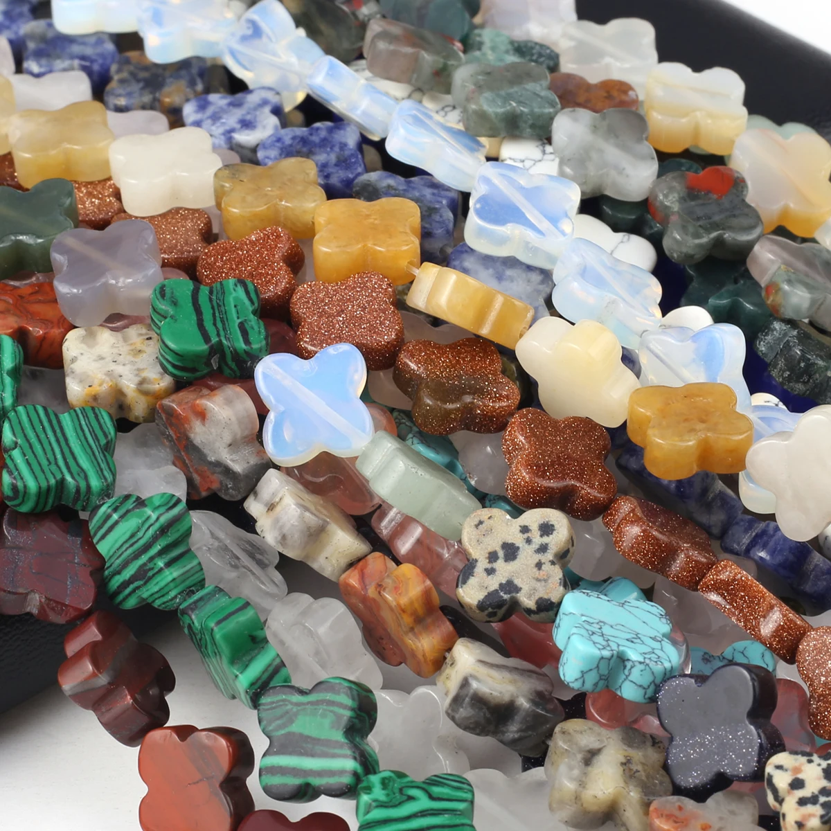 

Natural Stone Beaded Fourleaf Grass Shape Gemstone Isolation Loose Beads for Jewelry Making DIY Necklace Bracelet Accessories