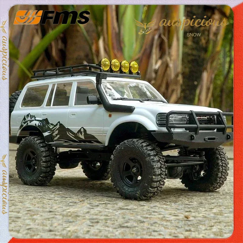 

Модель автомобиля с дистанционным управлением Fms 1:18, с зарядкой от заснеженного шторма