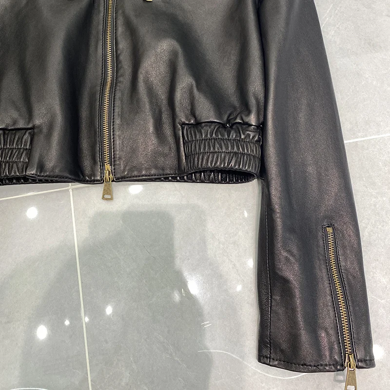 Рисунок 5 - Женская короткая куртка из 2023 натуральной кожи