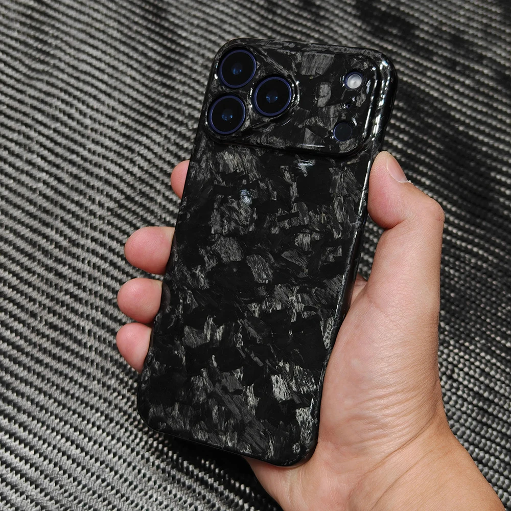 Custodia per iPhone 17 Pro Max in Fibra di Carbonio Forgiata Nera Lucida 100% Vera, Ultra Sottile, Protettiva, Lusso per 17Pro 17 - immagine 3
