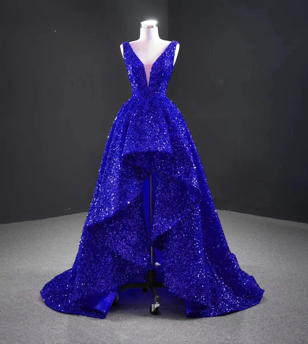 

Royal Blue Sequins Evening Gowns For Women Elegant Gown Dresses Long Luxury 2022 Party Dress Emerald Green Wedding Dubai