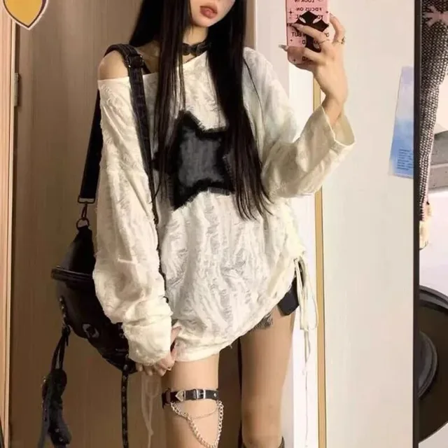 Y2K Hole Star Print T-Shirt Women Fashion Streetwear Off Shoulder Tops Summer Oversized Kpop Long Sleeve Loose Tees Ladies New 4