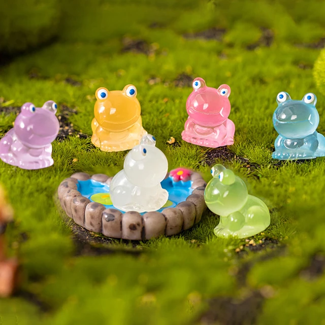  Mini Frogs 100/200 Pack, Tiny Frogs Garden Decor