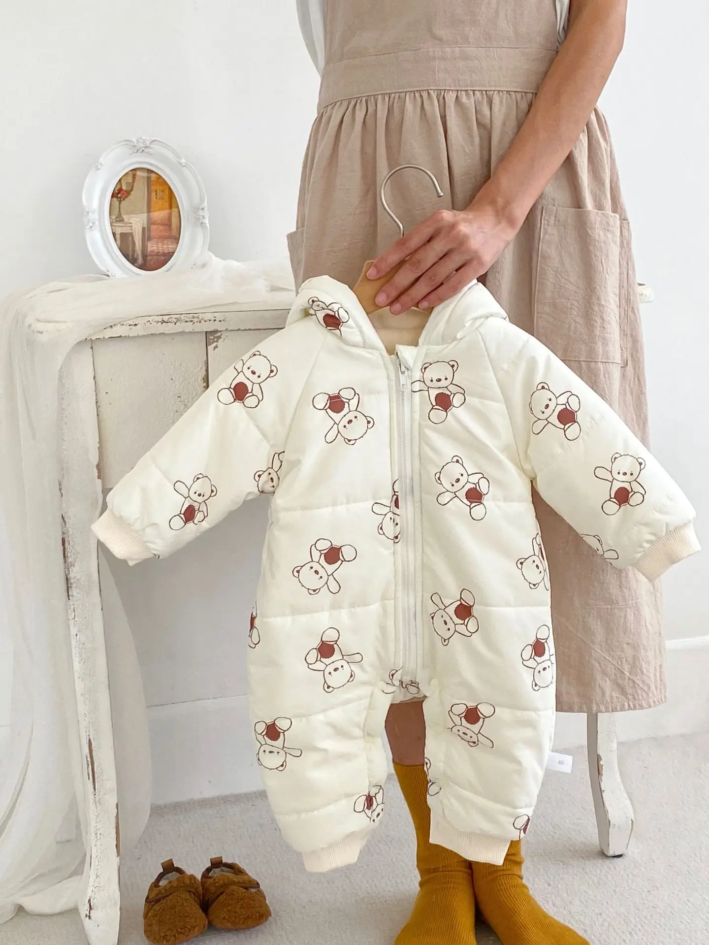 

Winter Baby Clothes Boys Girls Infant Plus Fleece Romper Cute Cartoon Bear Hooded Warm Jumpsuit Toddler Casual Thicken Onesie