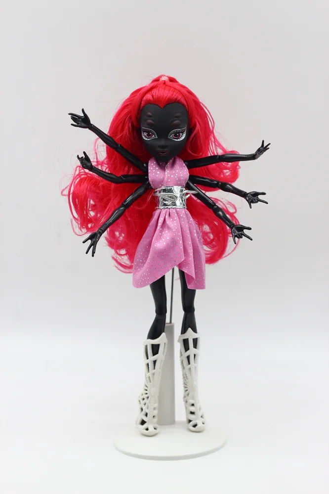 High Quality Fasion Monstere Dolls Draculaura Clawdeen Wolf Frankie Stein Black WYDOWNA Spider Moveable Body Girls Toys