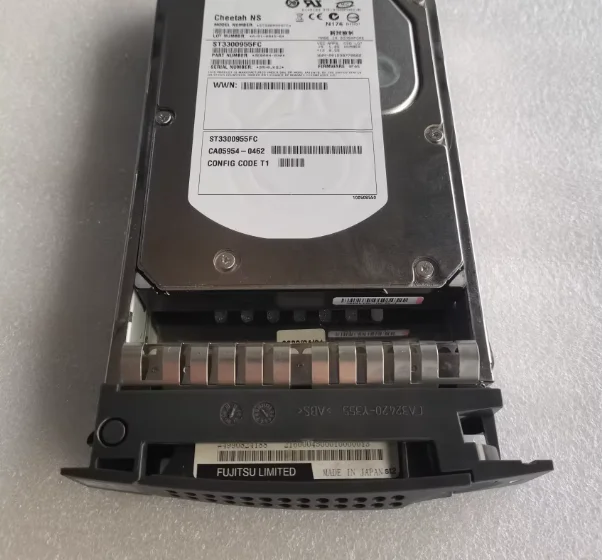 For CA06600 E327 CA06600 E417 300G 10K FC CA05954 0462 hard drive
