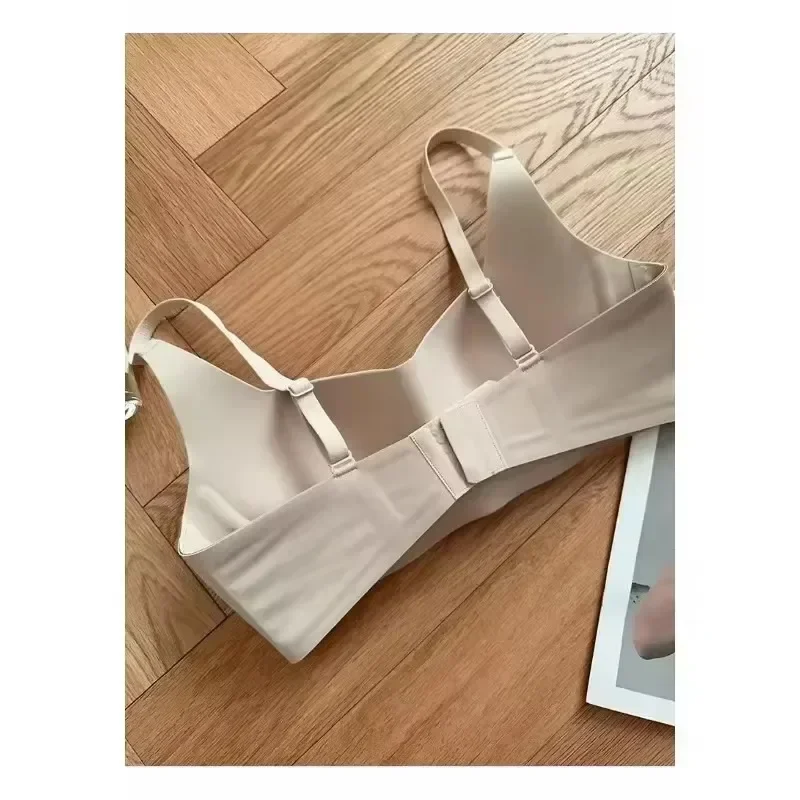 2024 Women No Trace Thin Lingerie Women Small Breasts Close Together To Prevent Sagging Soft Support No Steel Ring Up Bra Bras 6