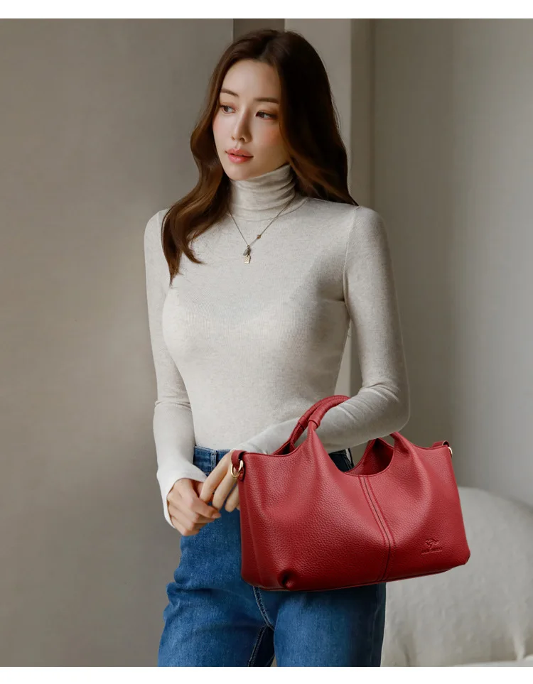 Trendy Crossbody Bag Lifestyle Image 6