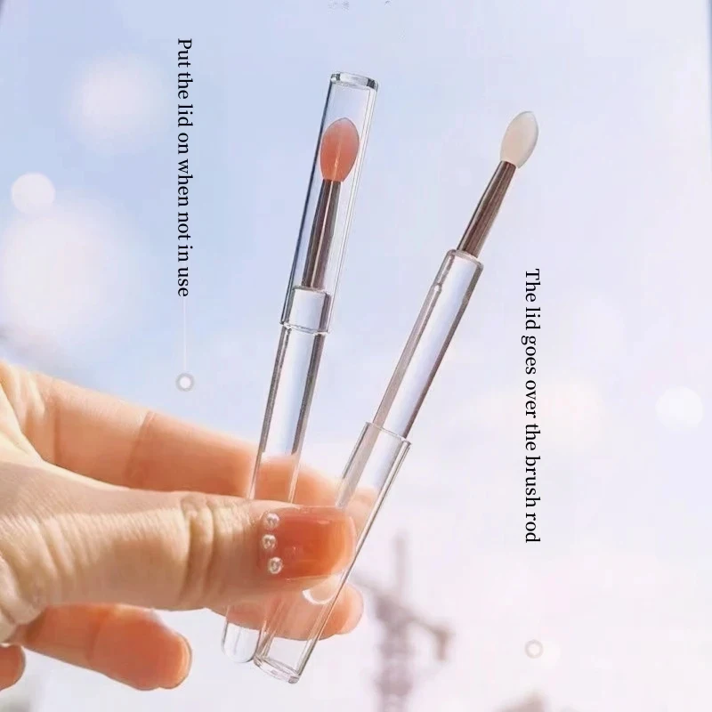 1/2/4pcs 뚜껑이있는 실리콘 립 브러쉬 미니 전문 휴대용 립 마스크 브러쉬 립스틱 아이 섀도우 브러쉬 얼룩진 립스틱 브러쉬