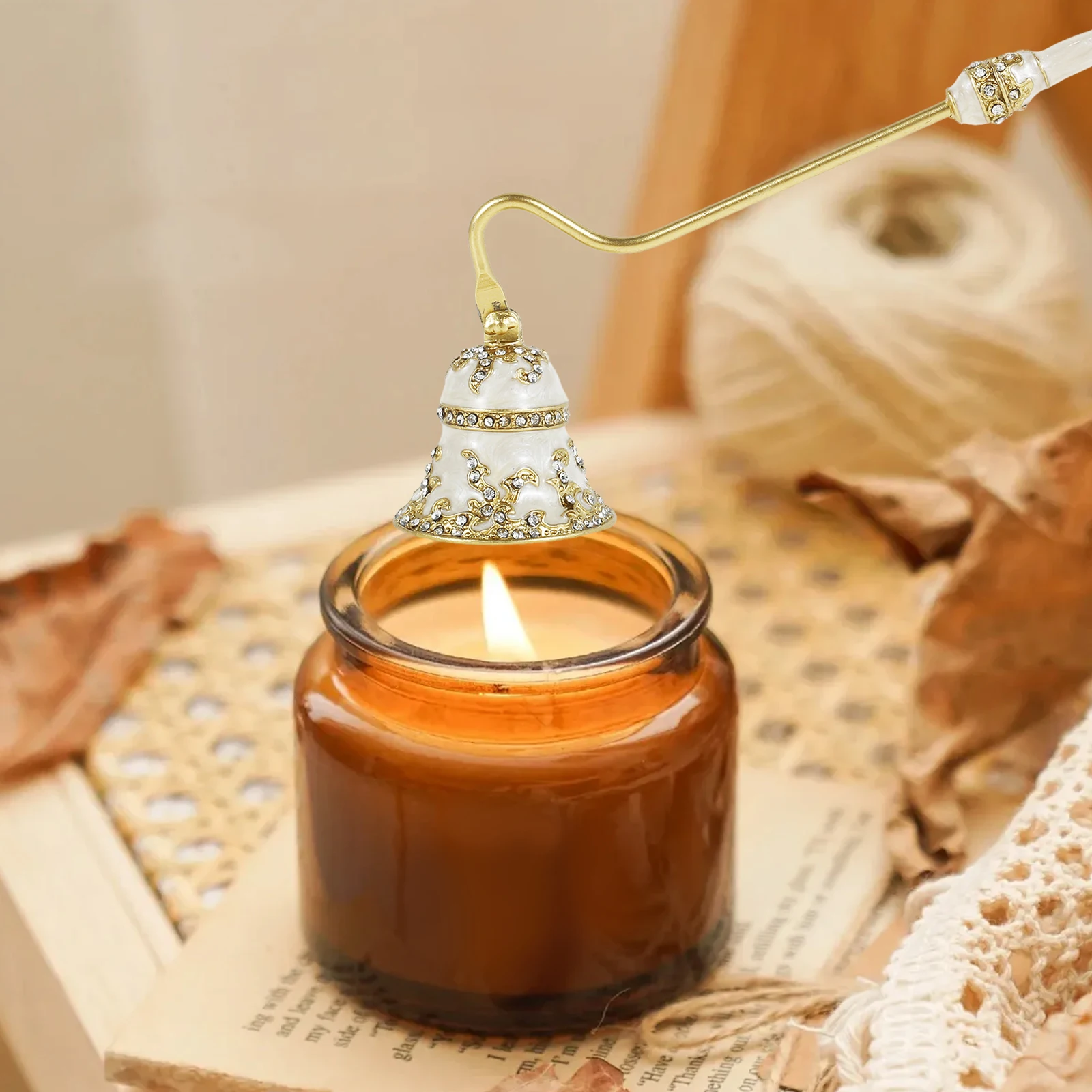 Metal Candle Snuffer 2 color Flower Shape Fire Extinguisher Wick Cover Rotatable Handle Vintage Decor Home Decorative Wicks