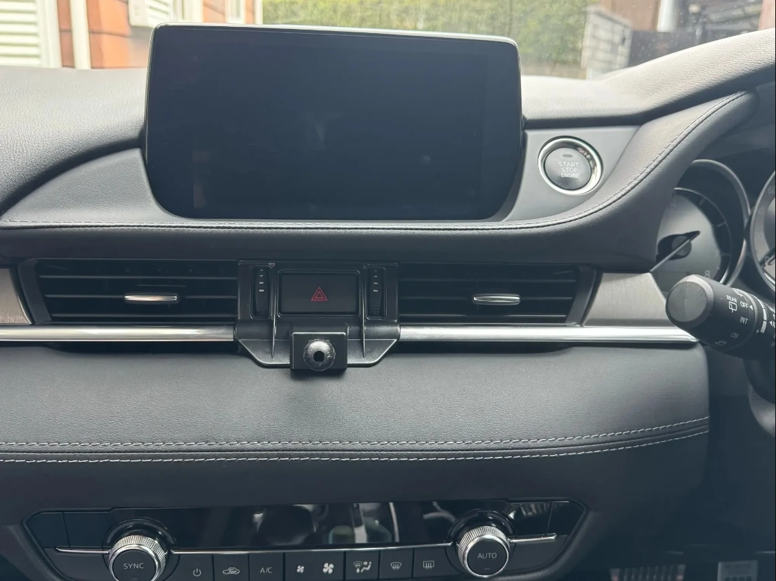 Universal Car Phone Holder Stand Mounting Bracket