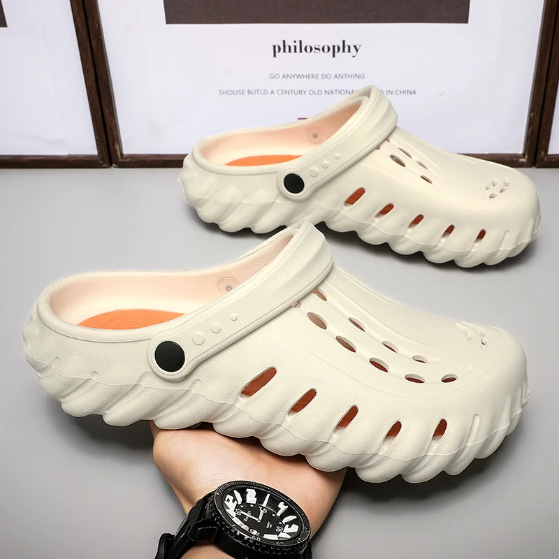 

New and High Quality Large Hole Shoes for Men Summer Baotou Sandals with Thick Sole Lining and Sports Beach Sandals for Men39-45