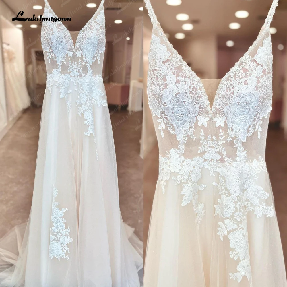 

Lakshmigown A Line Spaghetti Straps Wedding Dress Lace Flowers Backless V Neck Bridal Gown vestido de novia robe femme